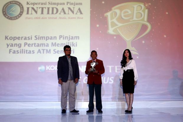 KSP Intidana Raih Penghargaan Rekor Bisnis