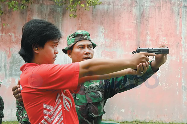 Jurnalis Kota Yogyakarta Kenali Persenjataan TNI