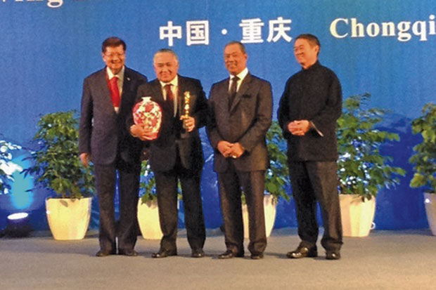 Din Syamsuddin Raih Penghargaan World Chinese Economic Forum