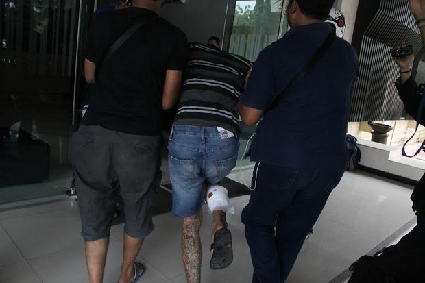 Polisi Tembak Kaki 3 Perampok Nasabah Bank