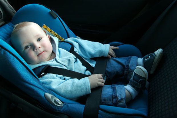 Gunakan Car Seat Sesuai dengan Usia Bayi