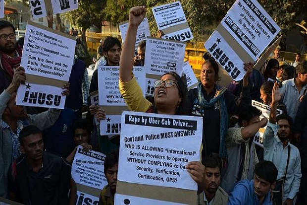 Diperkosa Sopir Taksi, Wanita India Motret Pelat Nomornya