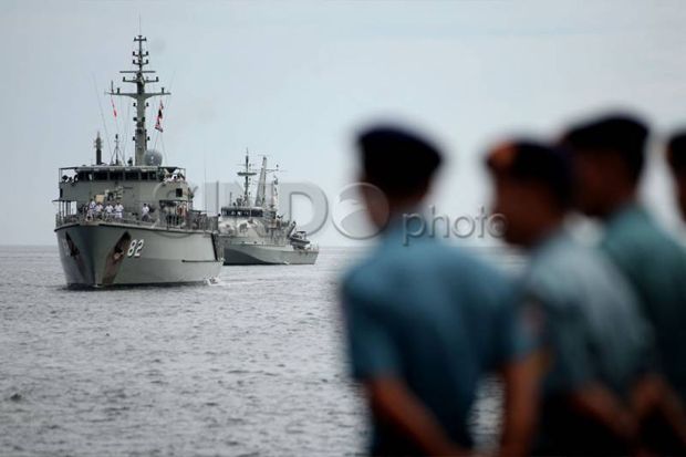 Pesawat Intai TNI AU Deteksi Kapal Pencuri Ikan di Laut Aru