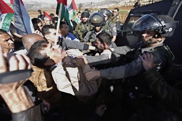 Pasukan Zionis Tewaskan Menteri Palestina, Israel Minta Maaf