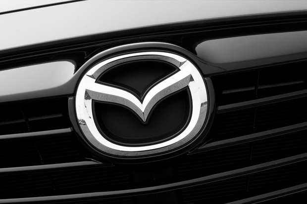 Mazda Tarik 52 Ribu Mobil di Jepang