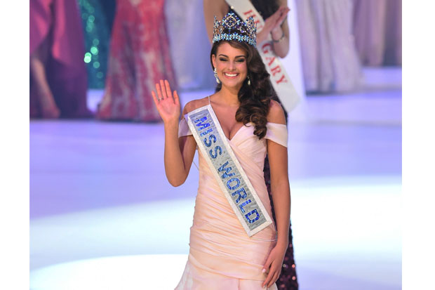 Calon Dokter yang Jadi Miss World 2014