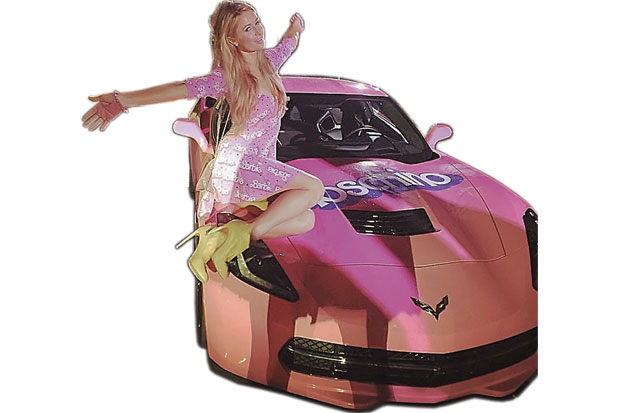 Paris Hilton Buat Chevrolet Corvette Jadi Feminin