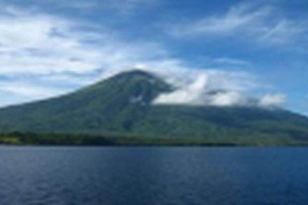 Gunung Gamalama Meletus, Ternate Diselimuti Abu Vulkanik