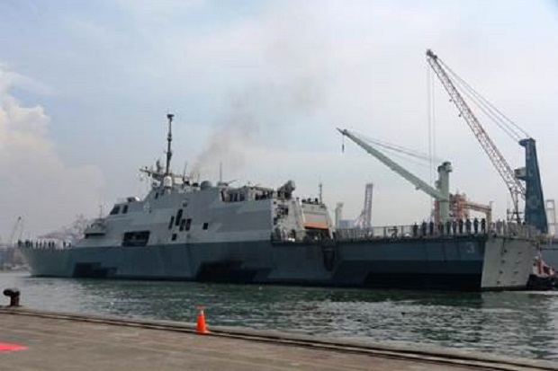 Kapal Perang AS Sambangi Indonesia