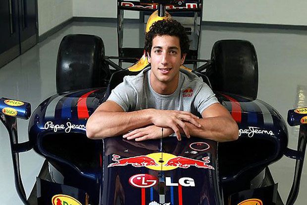 Daniel Ricciardo Jadi Pembalap Terbaik 2014
