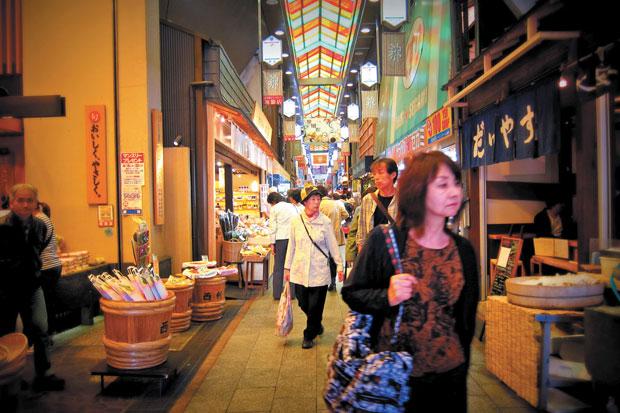 Wisata Kuliner di Nishiki Market