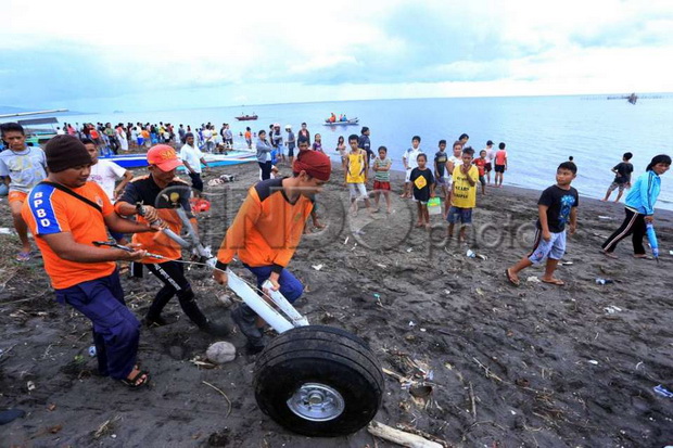 Lagi, Serpihan Pesawat AirAsia Ditemukan