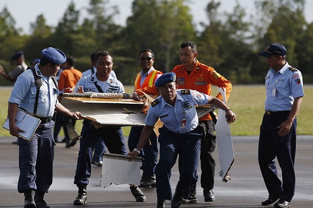 Malaysia Yakin Banyak Jasad di Bangkai AirAsia QZ8501