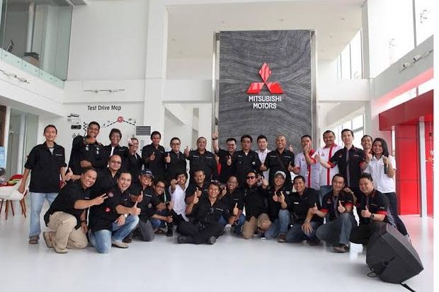 POC Indonesia Jalin Kemitraan dengan Bengkel Resmi Mitsubishi