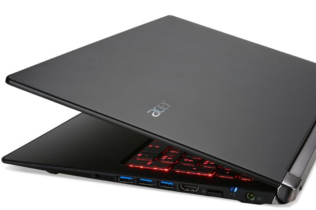 Notebook Acer Aspire V17 Nitro Dilengkapi Teknologi 3D