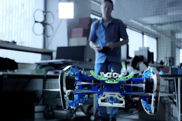 Qualcomm Research Kenalkan Robot 3D di CES 2015