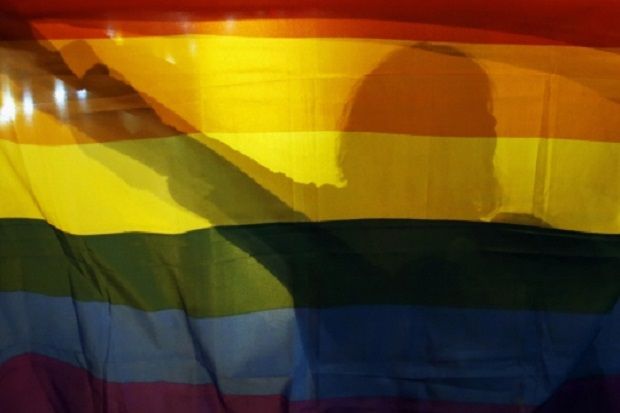 Menteri India Ingin Normalkan Gay dan Lesbian