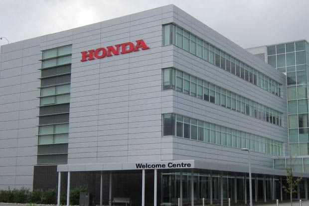 Honda Tidak Buang Waktu di DMS 2015