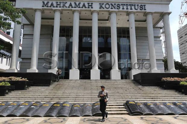 Dilantik, Arief Hidayat Resmi Jabat Ketua MK
