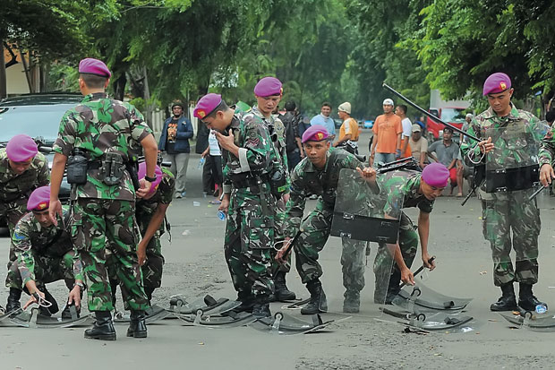 Eksekusi Lahan Sengketa di Kompleks TNI AL Ricuh