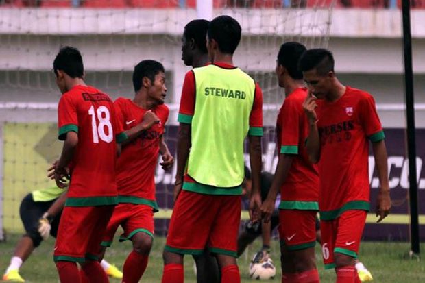 Jebolan ISL Adu Peruntungan di Persis