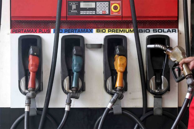 Harga BBM Premium Turun Jadi Rp6.600/Liter