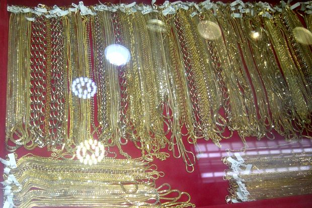 Perhiasan Emas Mulai Tahun Ini Akan Dikenakan Pajak