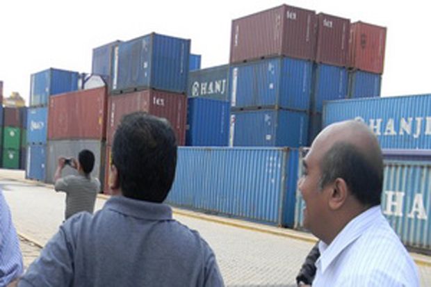 Bangun Lima Pelabuhan Tekan Ongkos Logistik