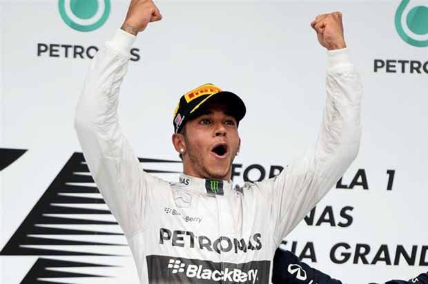Hamilton Yakin Mercedes Perpanjang Masa Depannya