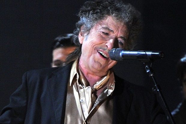 Bob Dylan Ingin Jadi Guru Sejarah Romawi