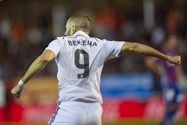 Benzema Selamatkan Muka Madrid