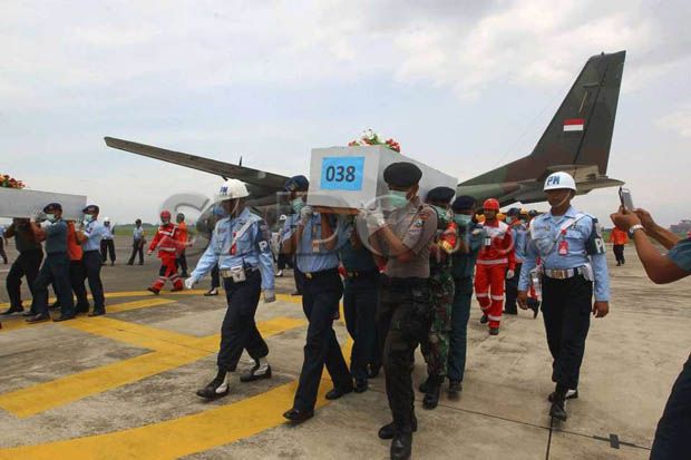 Jenazah Crew AirAsia QZ8501 Tiba di Bandung Sore ini