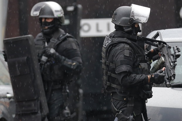 Aparat Prancis Bekuk Lima Orang Terduga Teroris