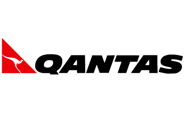 Qantas Naikkan Tarif Dasar Tiket