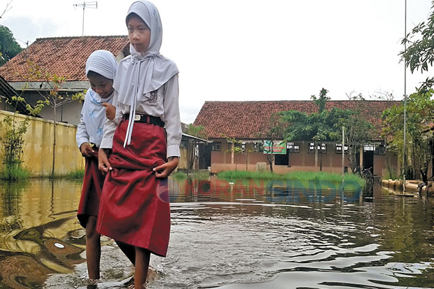 Jelang UN, Sekolah Khawatir Kebanjiran