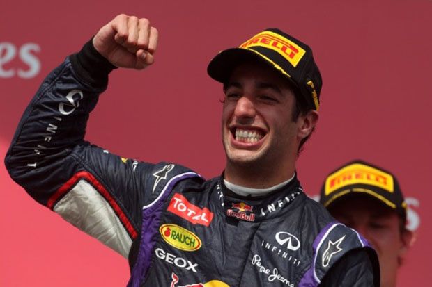 Ricciardo Siap Lampaui Hamilton