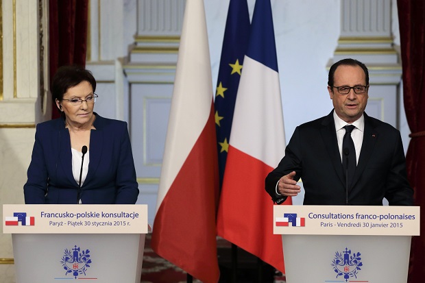 Prancis Minta Rusia Tarik Diri dari Ukraina Timur