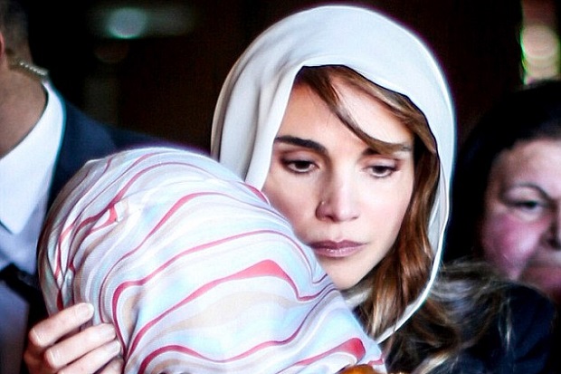 Kisah Pilu Istri Pilot Bikin Ratu Cantik Yordania Menangis
