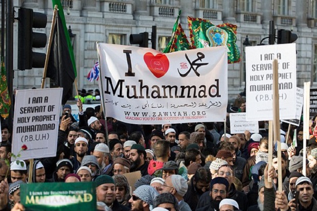 Bela Nabi, Ribuan Muslim Inggris Protes Charlie Hebdo