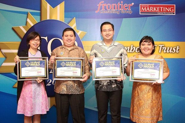 Canon Borong Empat Penghargaan TOP BRAND Award 2015