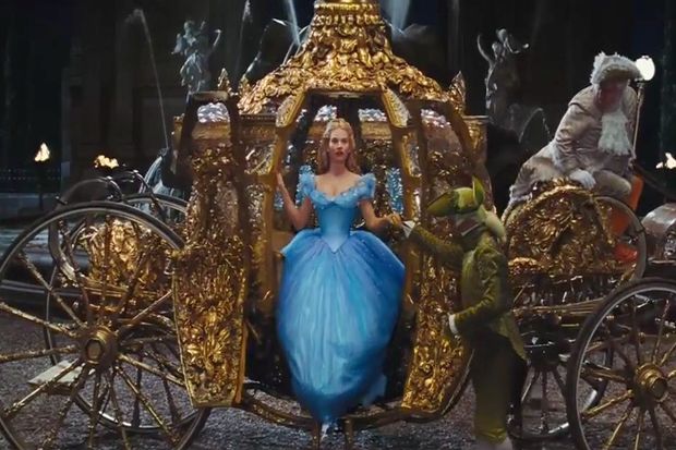 Disney Rilis Trailer Perjumpaan Cinderella dengan Pangeran
