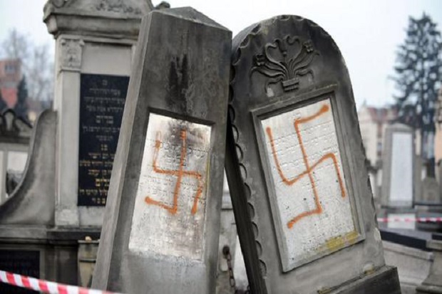 Ratusan Makam Warga Yahudi di Prancis Dirusak