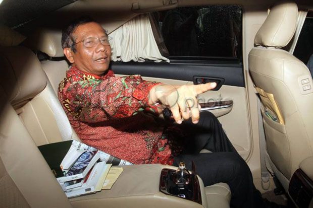 Mahfud MD dan Putri Soekarno Bahas Keputusan Jokowi