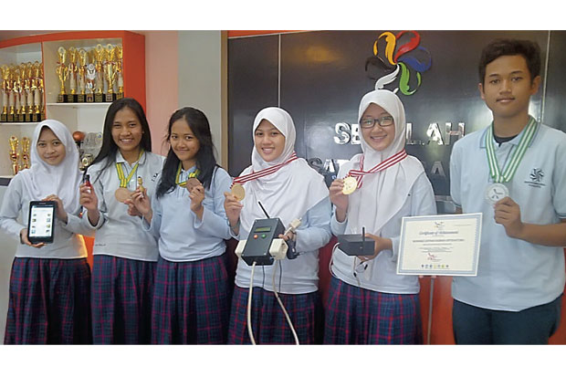 SMA Kesatuan Bangsa Yogyakarta Raih Medali ISPO 2015