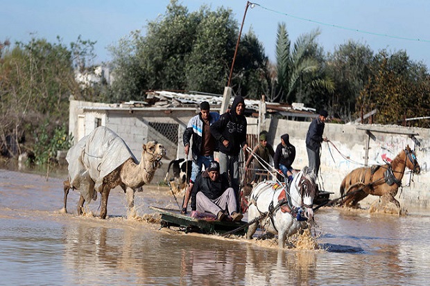 Israel Buka Bendungan, Gaza Dilanda Banjir Hebat