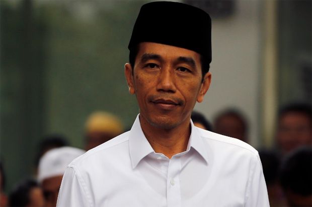Jokowi Rapat Dadakan di Gudang Bulog