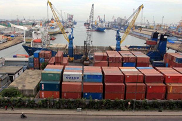 Waktu Bongkar Muat Pelabuhan RI Terlama di ASEAN