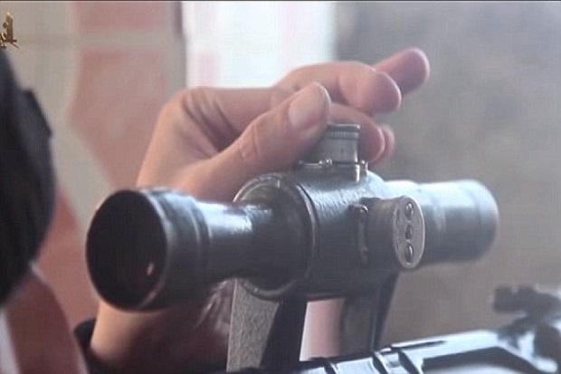 Saingi American Sniper, ISIS Rilis Video Penembak Jitu