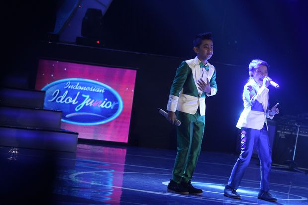Rian dan Jojo Sukses Buka Final Indonesian Idol Junior
