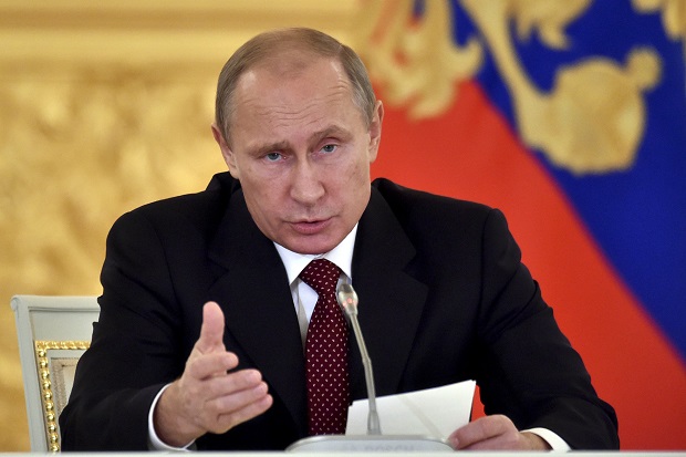 Putin: Kami Akan Tangkap dan Adili Pembunuh Nemtsov
